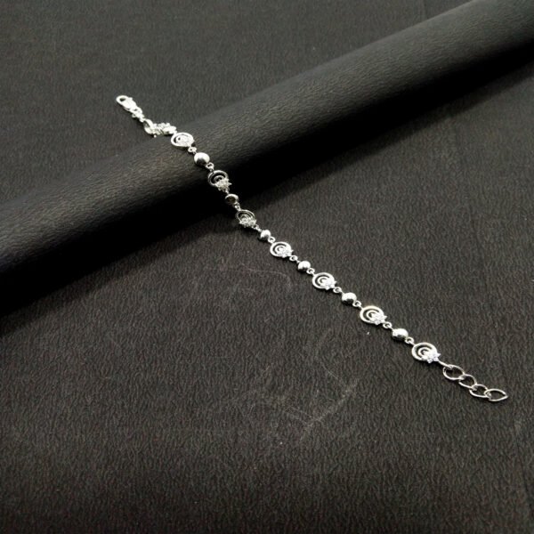 FANCY WHITE STONE BREACLET